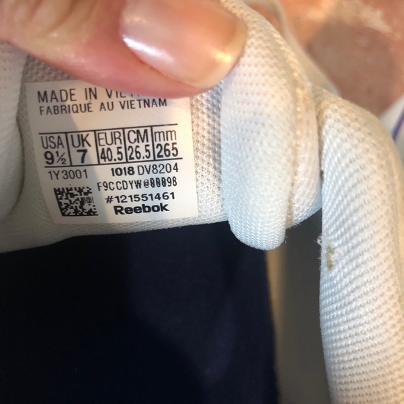 Womens white REEBOK SNEAKERS SIZE 9.5 - Picture 9 of 9